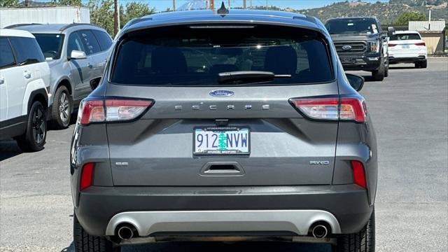 2022 Ford Escape SE