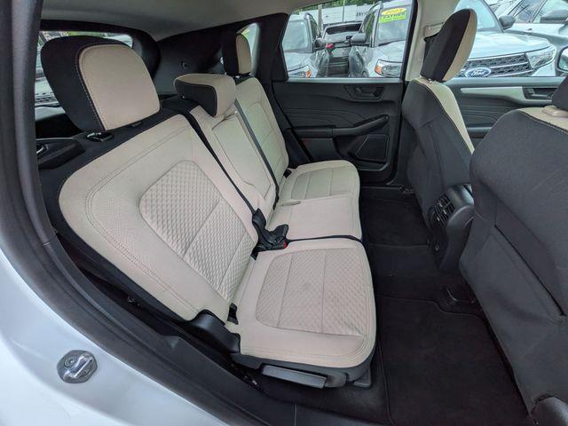 2022 Ford Escape - $21,995