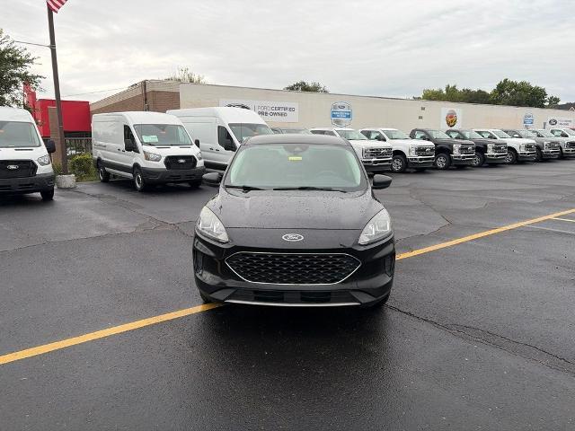 2022 Ford Escape SE — photo 1 of 9