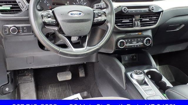 2022 Ford Escape SE