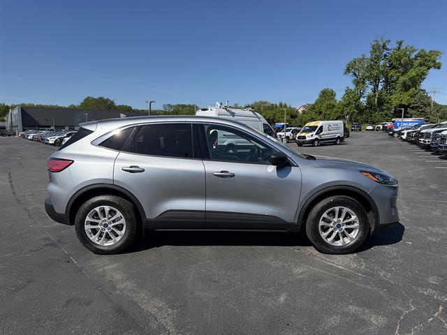 2022 Ford Escape - $19,990