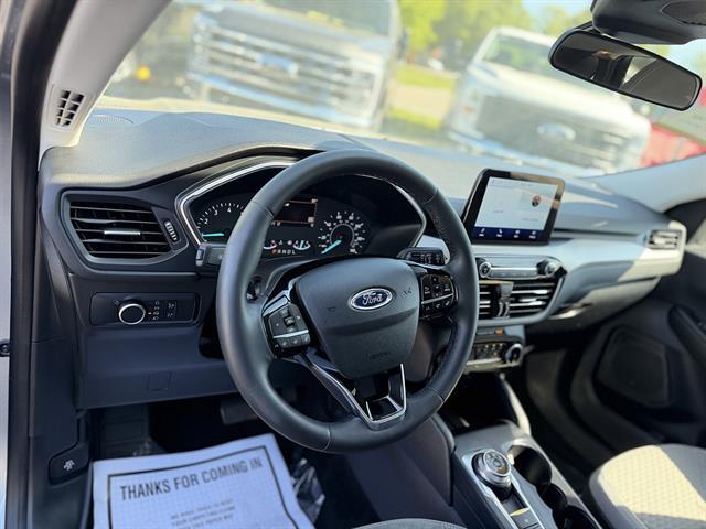 2022 Ford Escape - $19,990