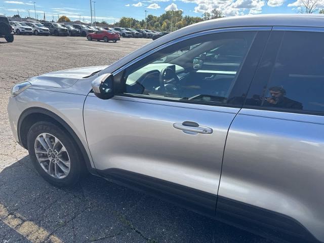 2020 Ford Escape - $13,179