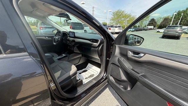 2021 Ford Escape - $17,995
