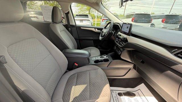 2021 Ford Escape - $17,995