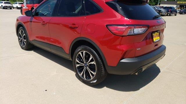 2022 Ford Escape SE