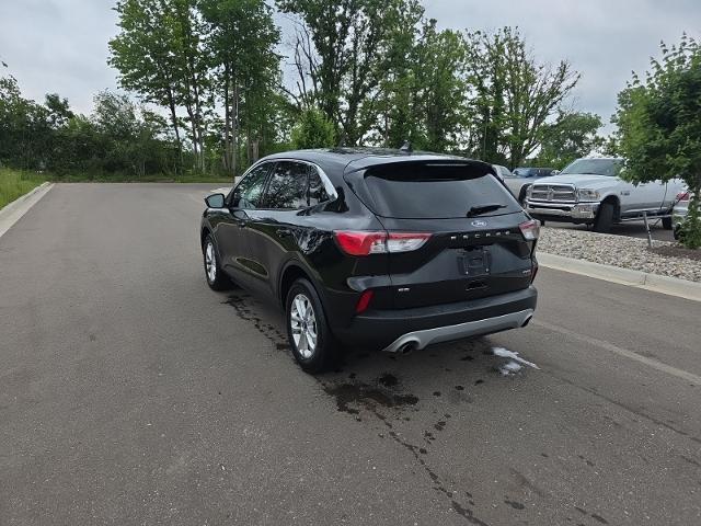2022 Ford Escape - $19,000