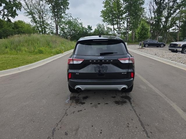 2022 Ford Escape - $19,000