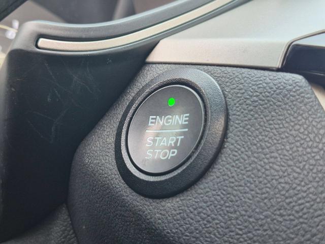 2022 Ford Escape - $19,000