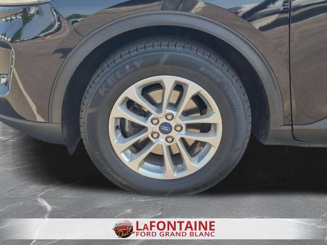 2022 Ford Escape - $19,000