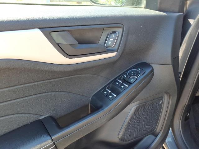 2022 Ford Escape - $16,995