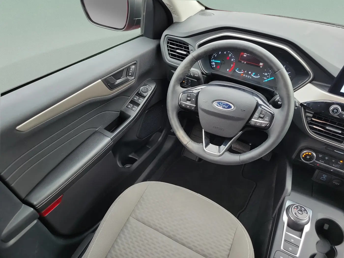 2022 Ford Escape - $21,775