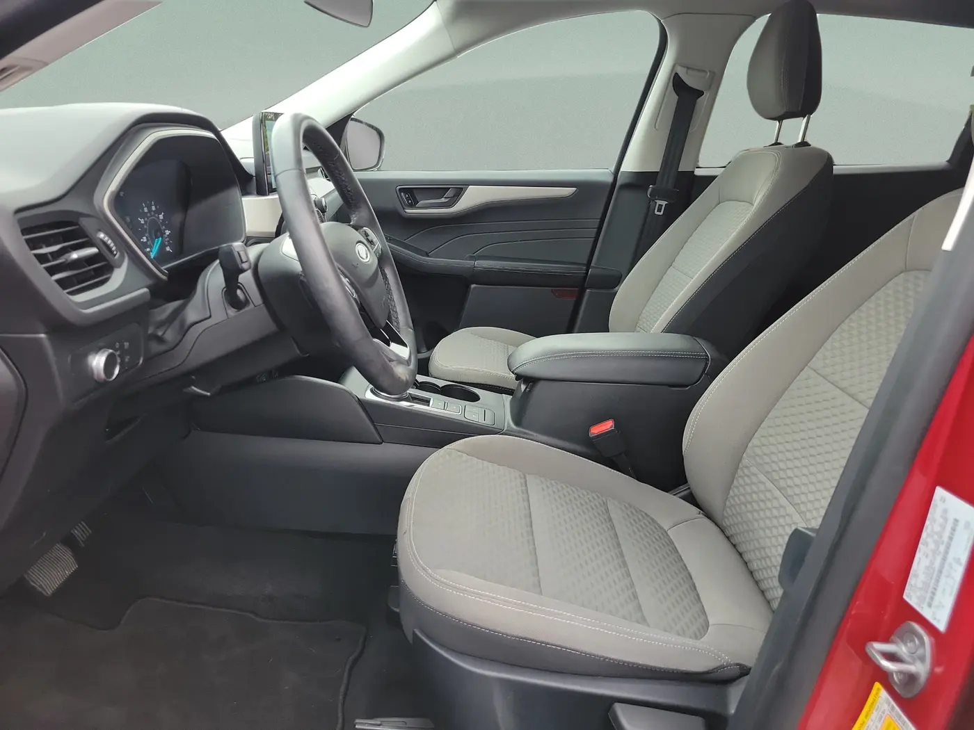 2022 Ford Escape - $21,775