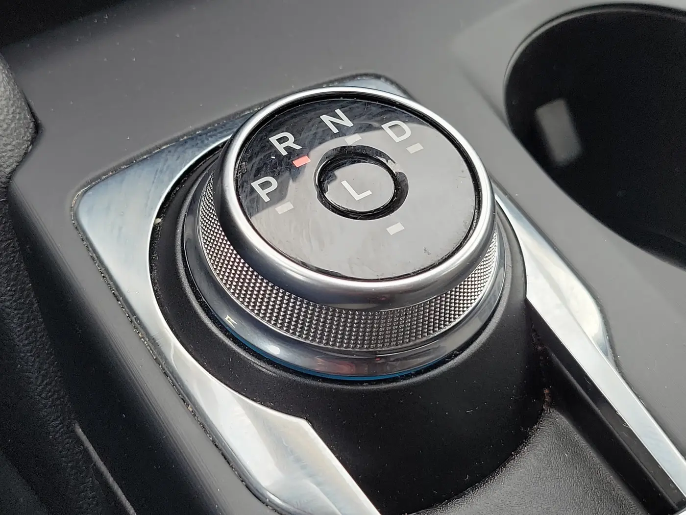 2022 Ford Escape - $21,775