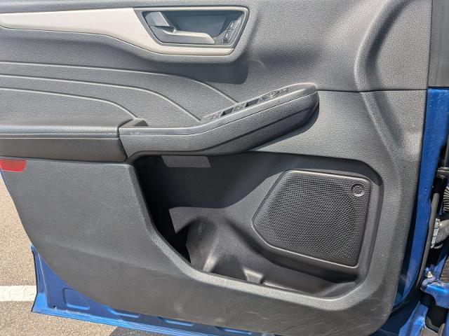 2022 Ford Escape - $18,800
