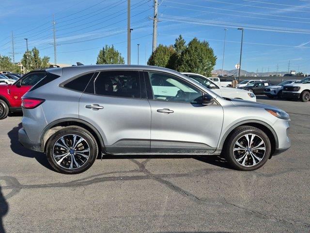 2022 Ford Escape - $17,038