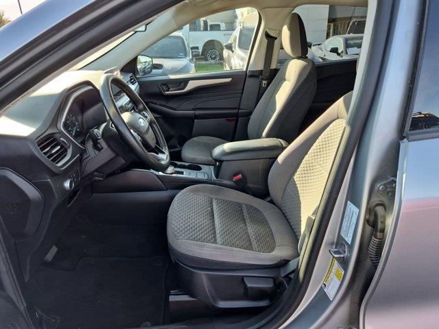 2022 Ford Escape - $17,038