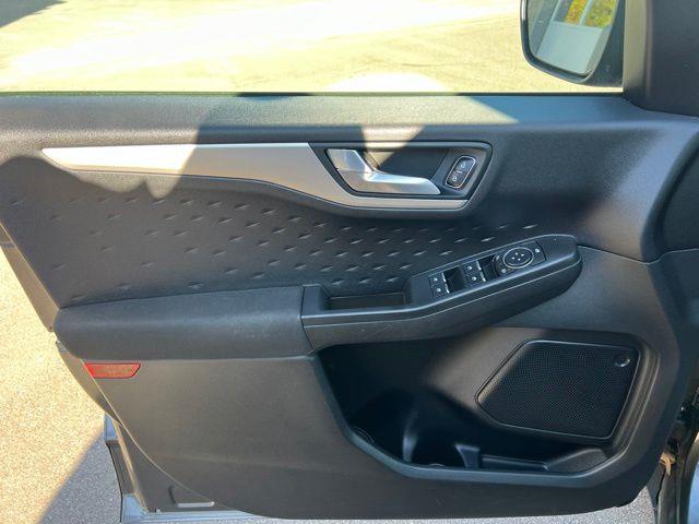 2020 Ford Escape - $13,460