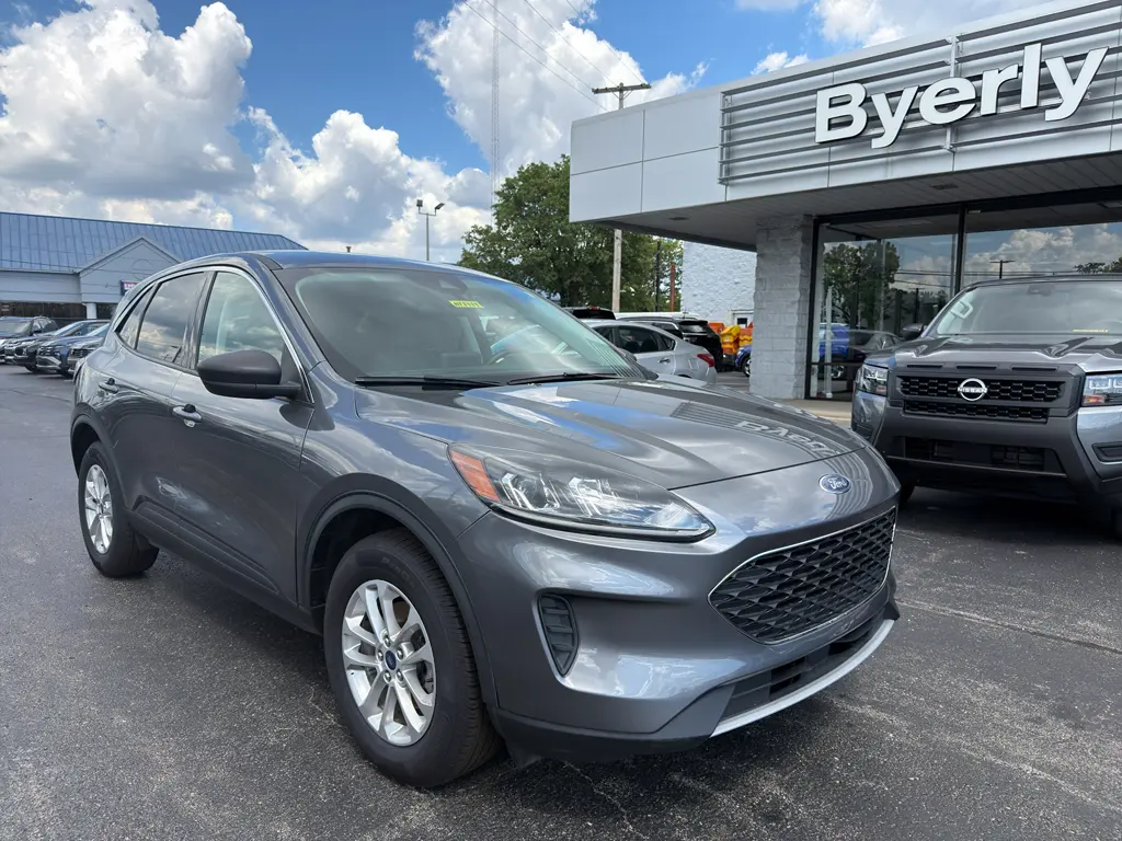 2022 Ford Escape - $18,995