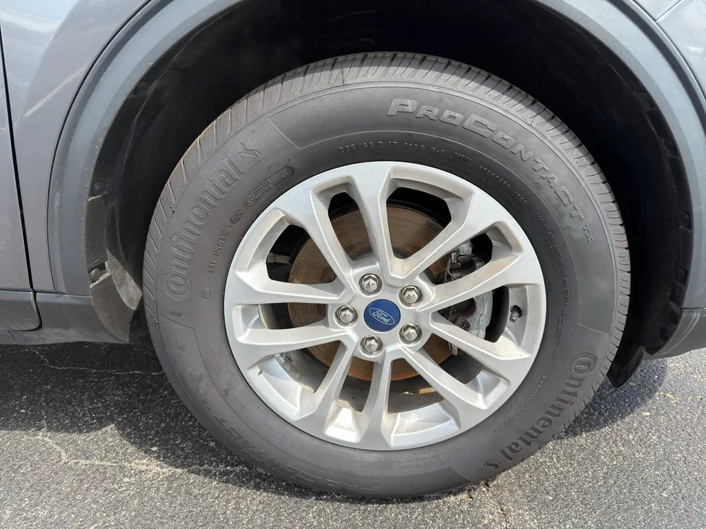 2022 Ford Escape - $18,995