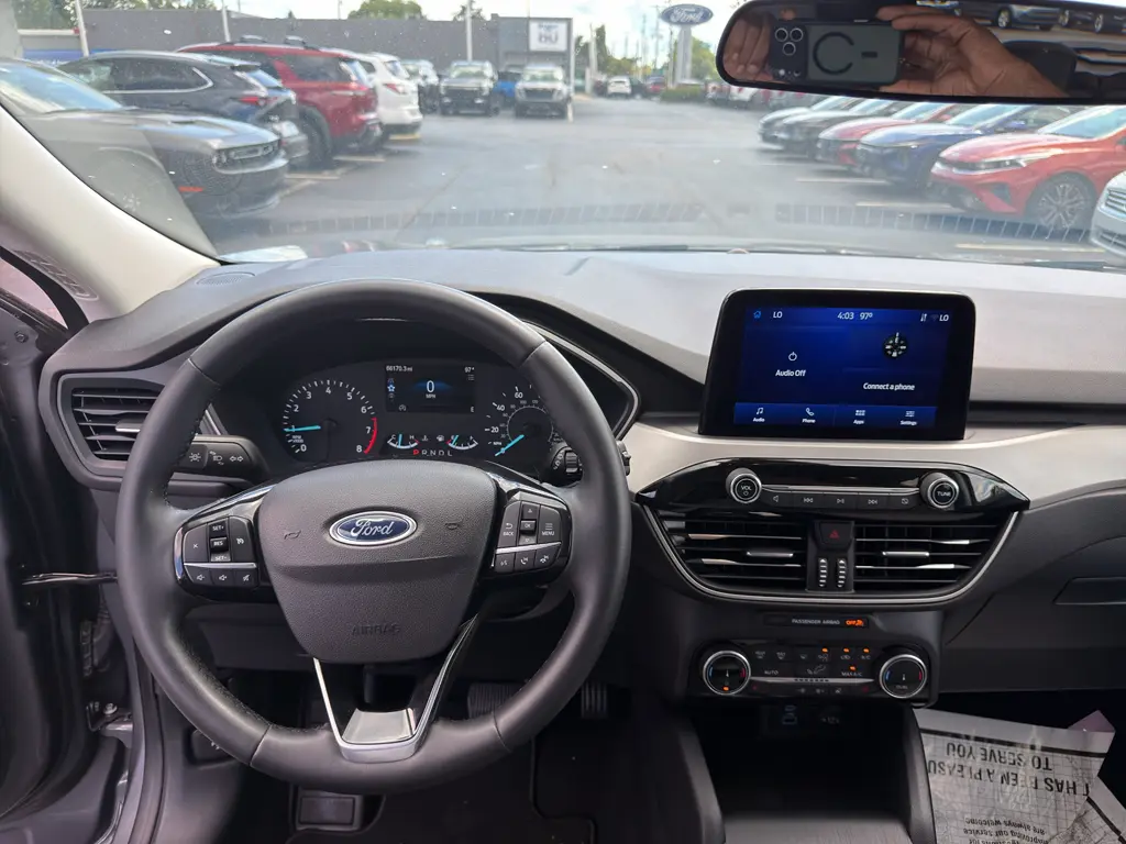 2022 Ford Escape - $18,995