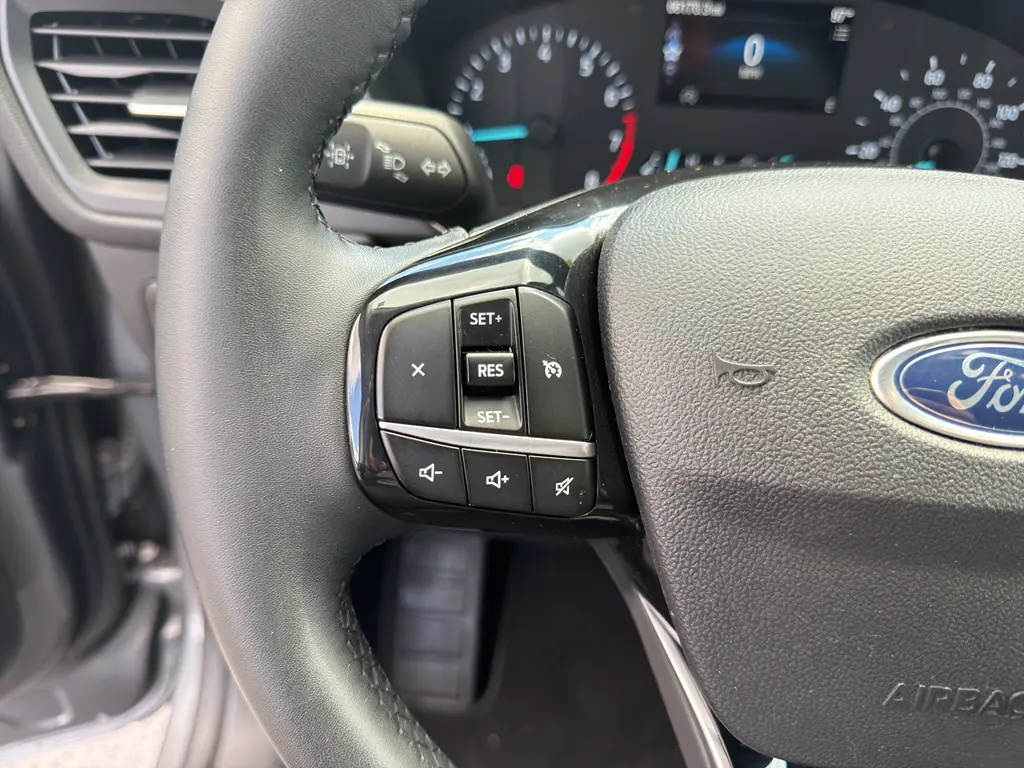 2022 Ford Escape - $18,995