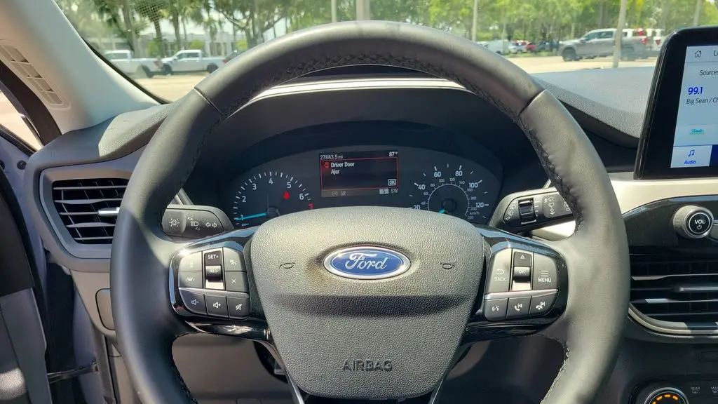 2022 Ford Escape SE