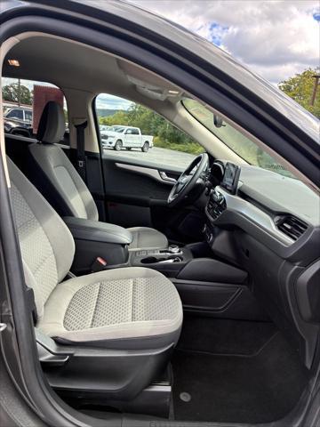 2020 Ford Escape - $16,999