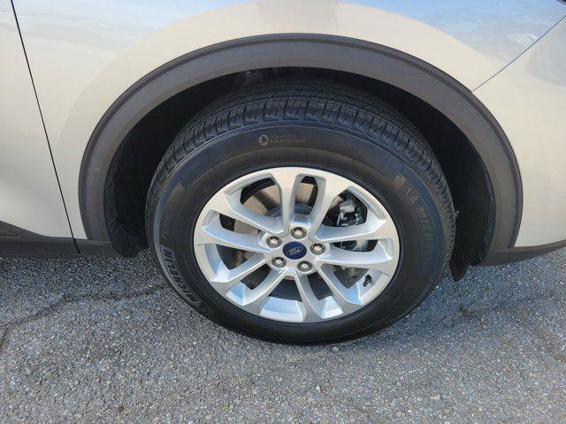 2020 Ford Escape - $16,789