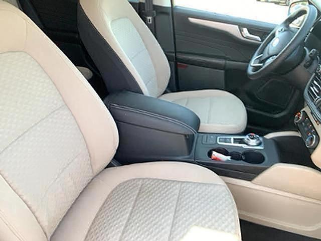 2021 Ford Escape - $24,995
