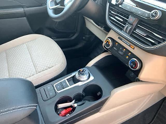 2021 Ford Escape - $24,995