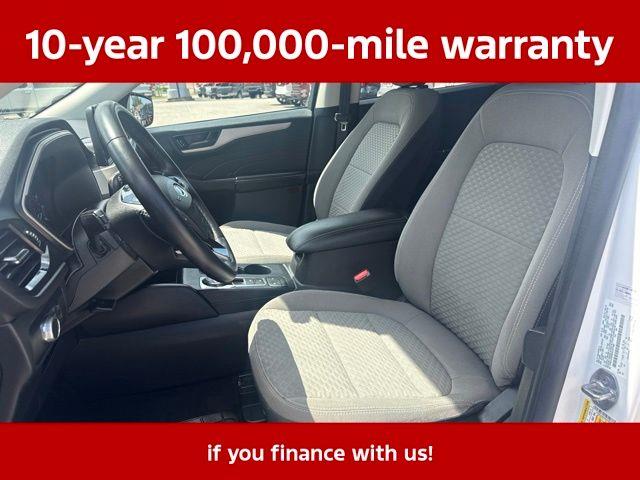 2022 Ford Escape - $17,499