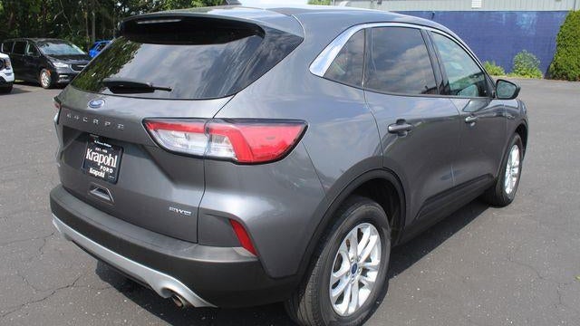 2022 Ford Escape SE