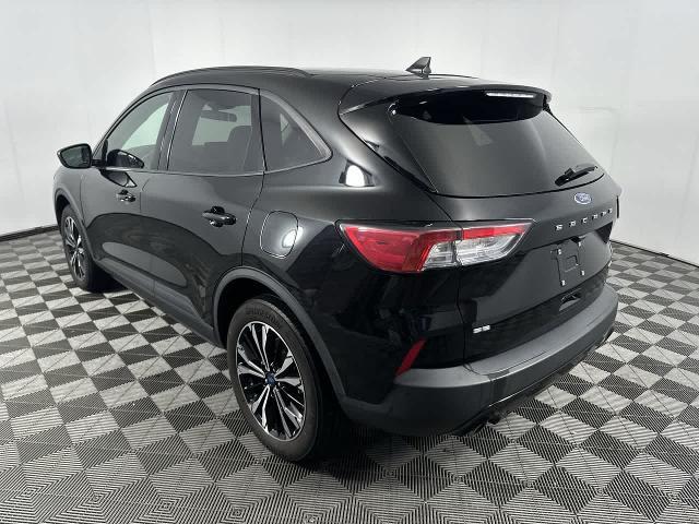 2022 Ford Escape - $22,884