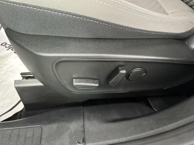 2022 Ford Escape - $22,884