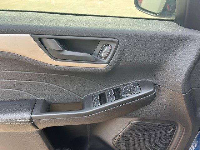 2022 Ford Escape - $21,832