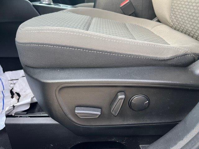2022 Ford Escape - $21,832