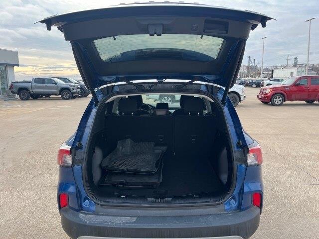 2022 Ford Escape - $21,832