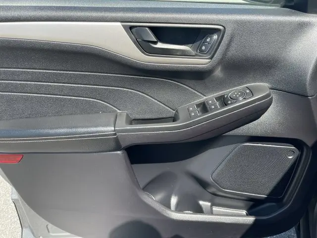 2022 Ford Escape - $19,500