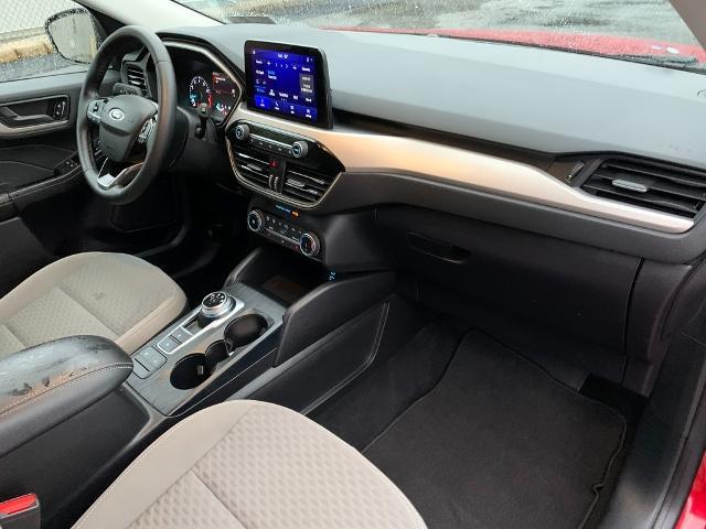 2022 Ford Escape - $21,975