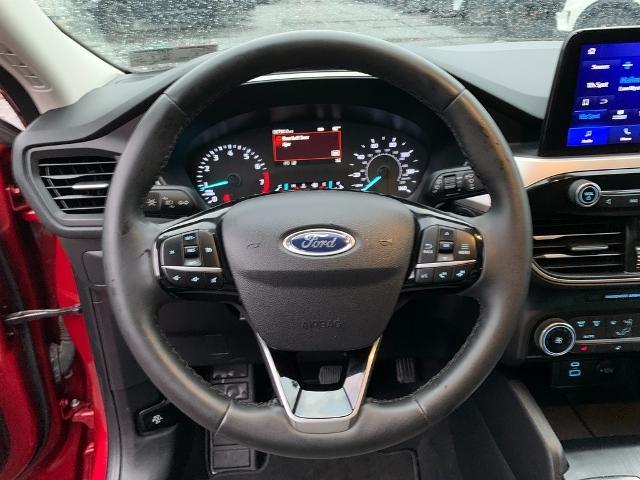 2022 Ford Escape - $21,975