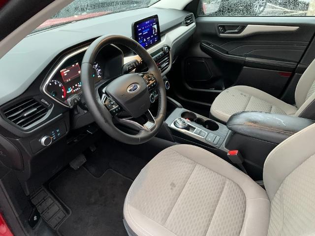 2022 Ford Escape - $21,975