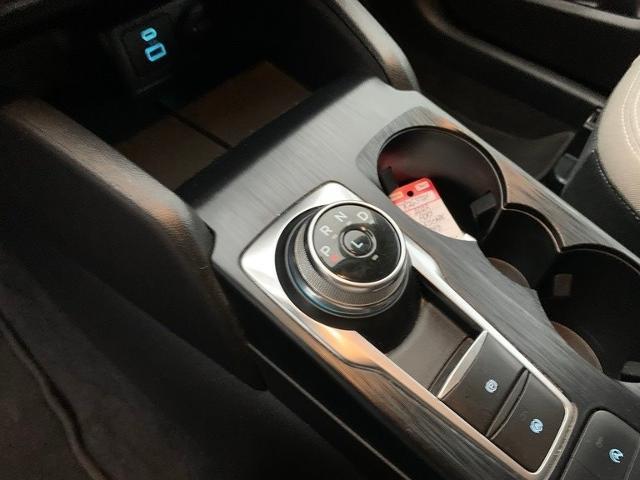 2022 Ford Escape - $21,975
