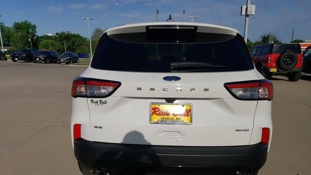 2022 Ford Escape SE