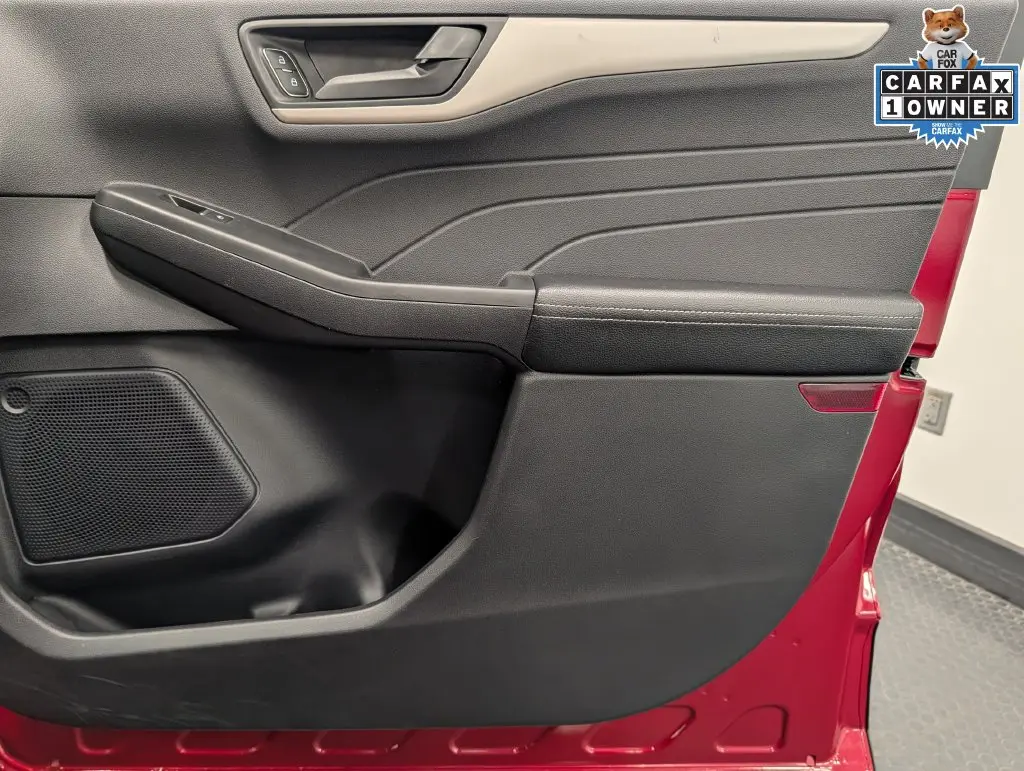 2022 Ford Escape - $20,366