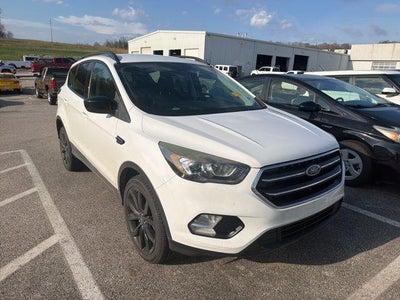 2017 Ford Escape AWD SE 4DR SUV