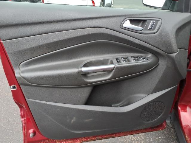 2014 Ford Escape - $8,995