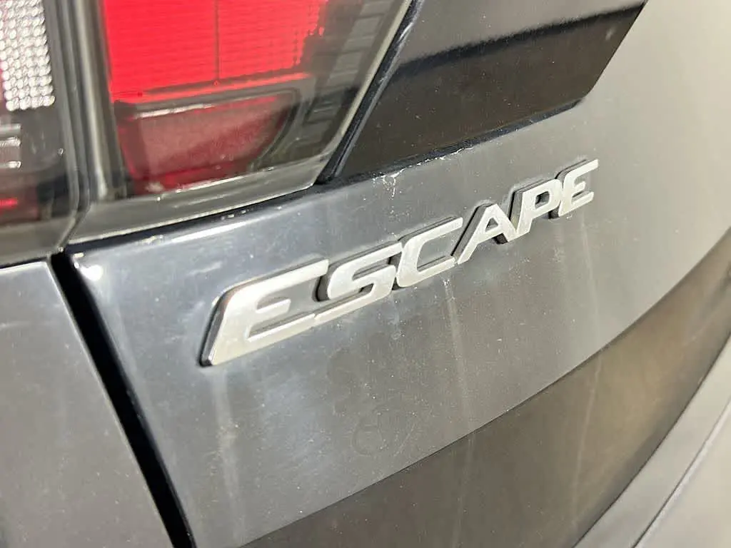2017 Ford Escape - $10,488