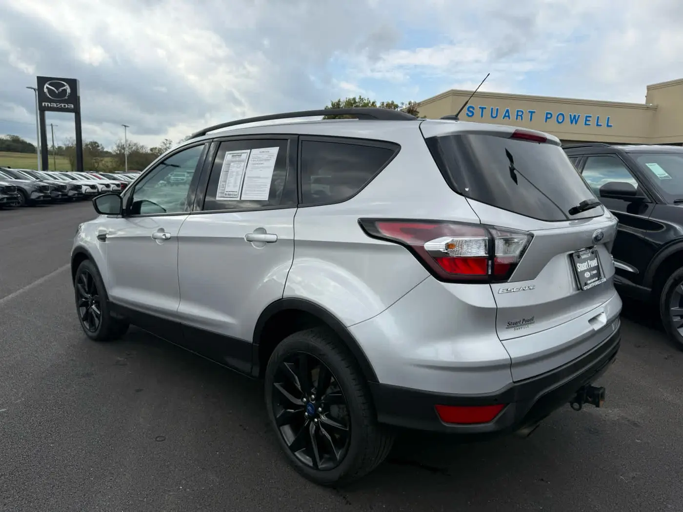 2017 Ford Escape - $9,900