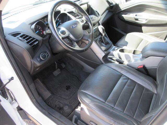 2015 Ford Escape - $9,000